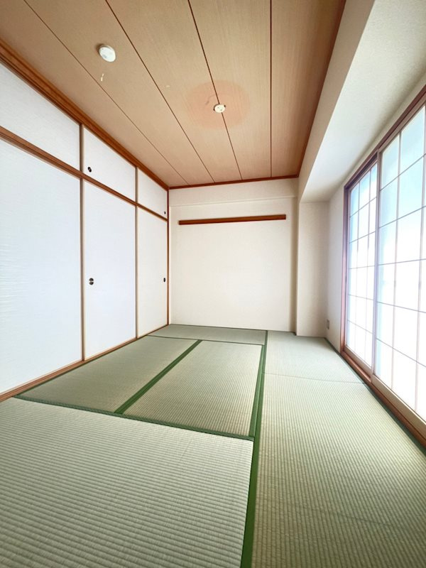 ディオレ新神戸の和室