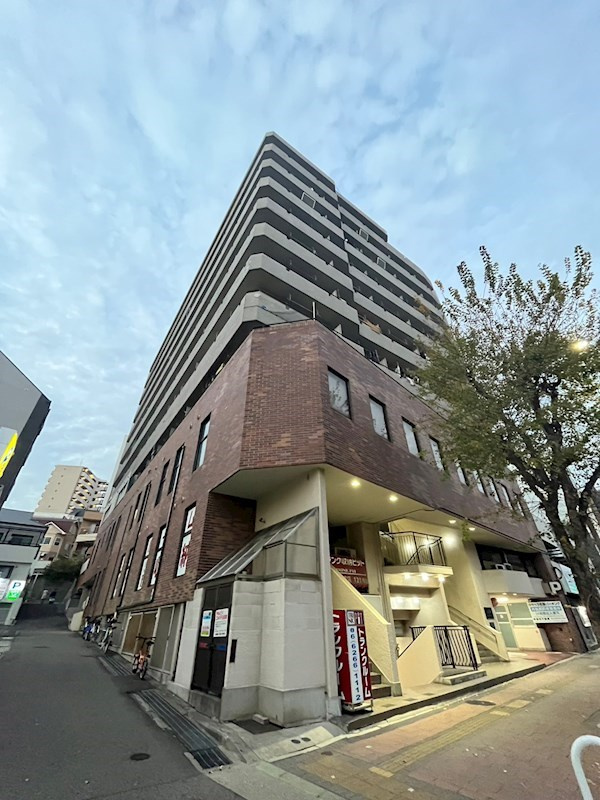 カサベラ花隈の外観