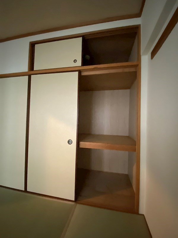 アーネスト須磨の収納