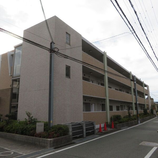 ピースコート園田の外観|外観もきれいです