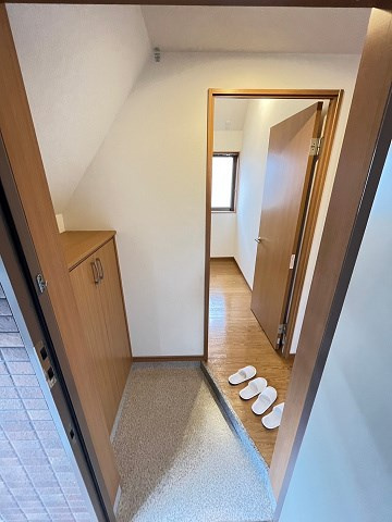 ジョイフルハイツ五番館の玄関