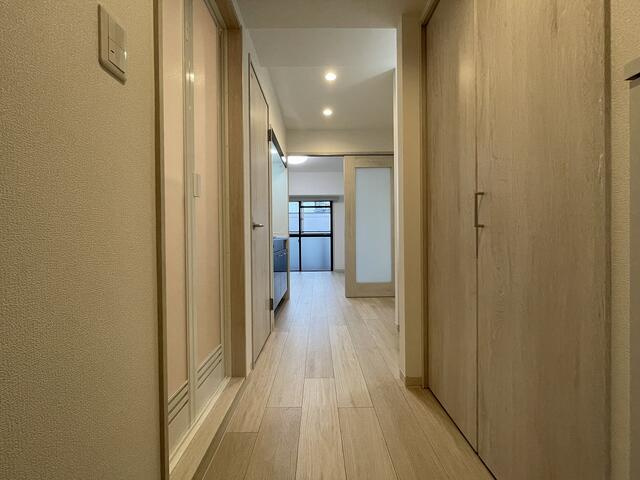 アサカシオン三軒茶屋の玄関