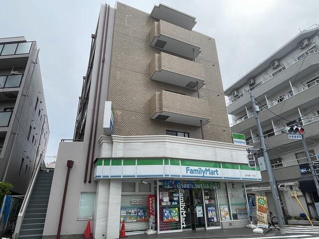 アサカシオン三軒茶屋の外観
