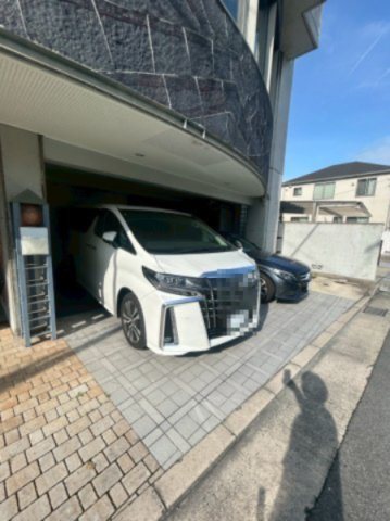 アバンテ甲子園の駐車場