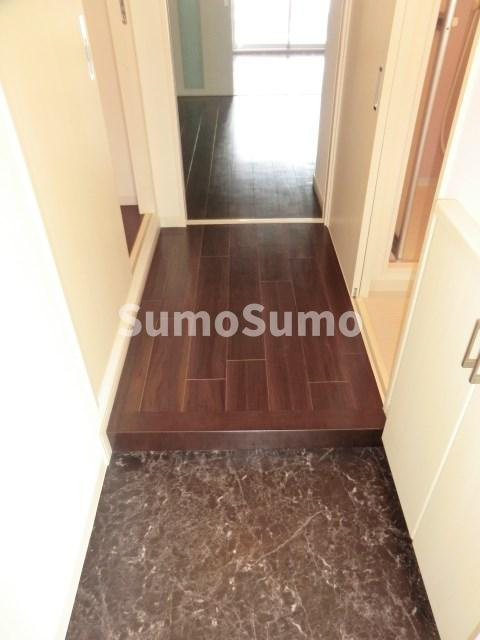 夢野アパートメントの玄関