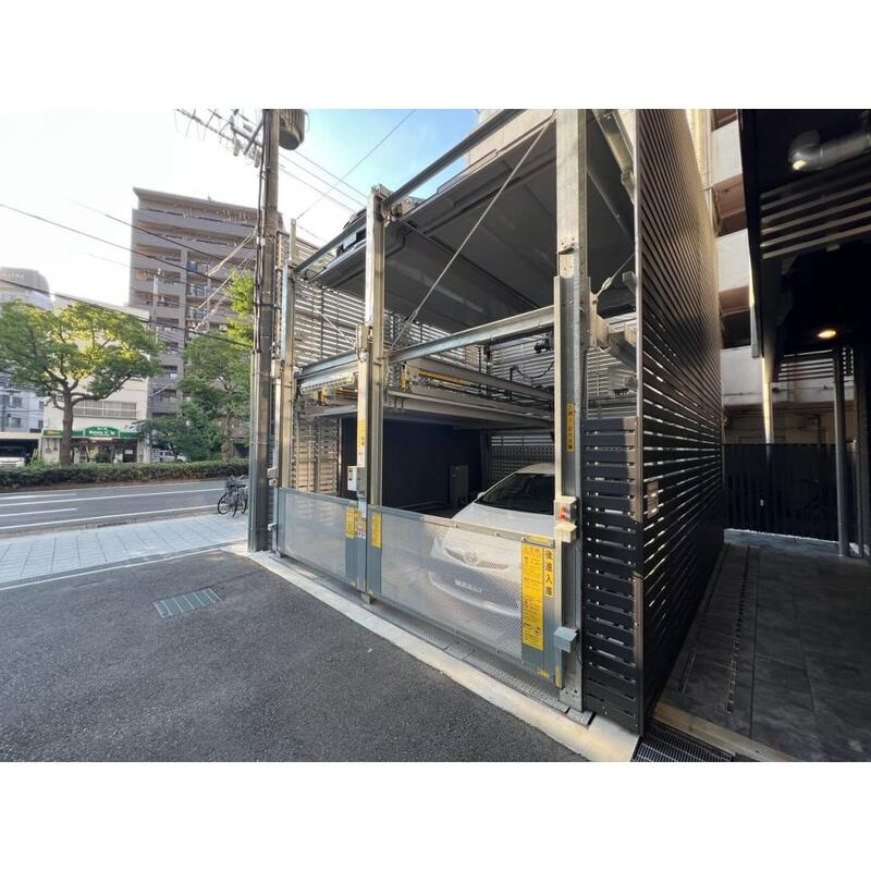 エスリード神戸ハーバークロスの駐車場