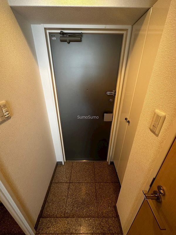 KAISEI江戸堀の玄関