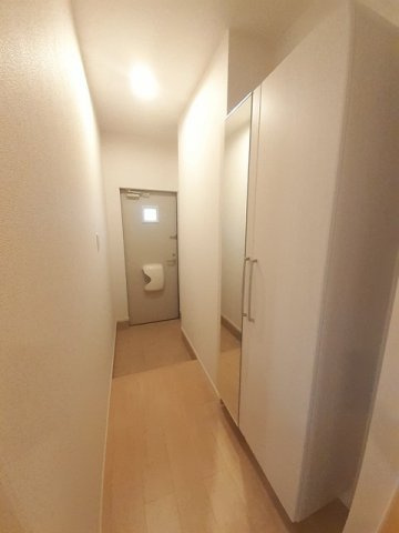 メゾン椿の玄関