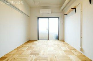 モナークマンション柿の木坂の居間・リビング