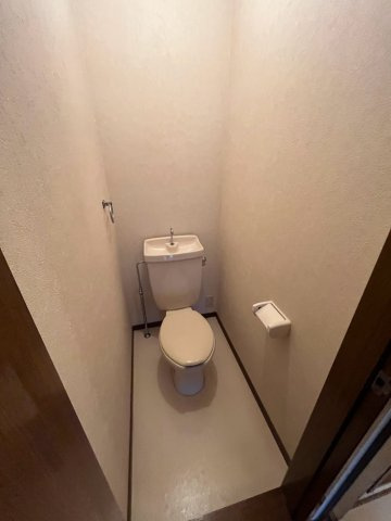 前田ハイツ上大市のトイレ