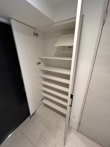 S-RESIDENCE神戸磯上通の収納