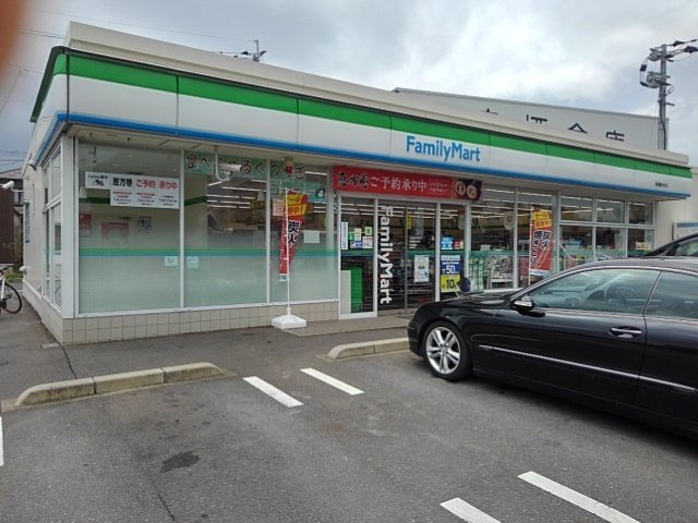 スタジアム南　参番館の周辺|ファミリーマート鳥栖藤木町店まで660m