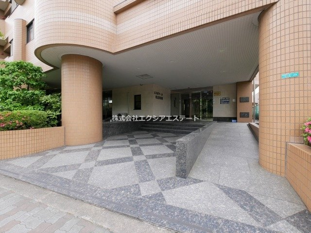 エスポワール住之江公園のエントランス