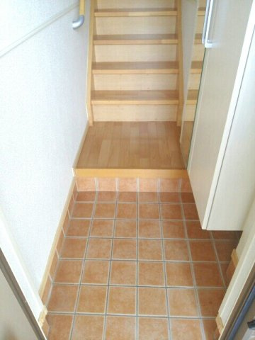 グランドヒルズＡの玄関