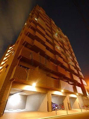 ルーブル川崎都町壱番館の外観