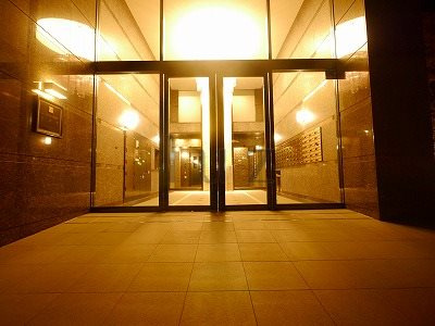 ルーブル川崎都町壱番館のエントランス