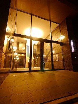 ルーブル川崎都町壱番館のエントランス