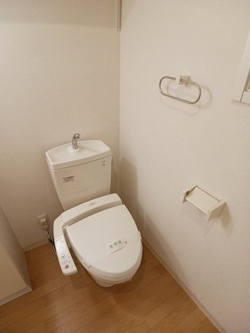 ＡｒｔＢｒｕｔ中落合のトイレ|ゆったりとした空間のトイレです