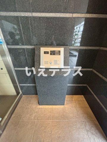 エステムプラザ神戸大開通ルミナスのエントランス