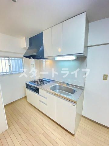 大阪市淀川区木川東２丁目の賃貸マンションのキッチン