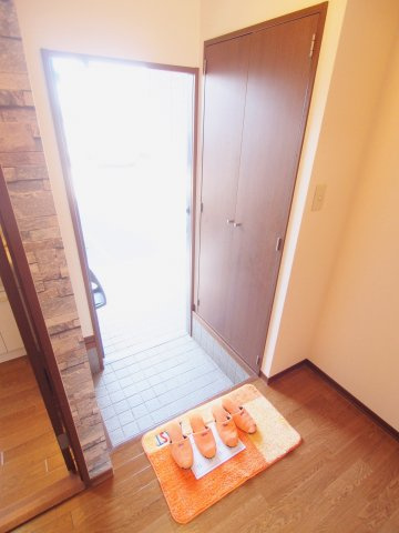 サザンヒル　B棟の玄関