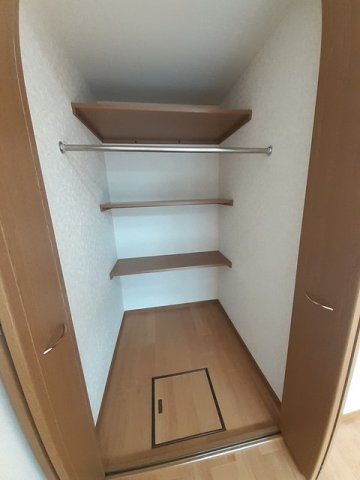 ストーンヒルズＢの収納