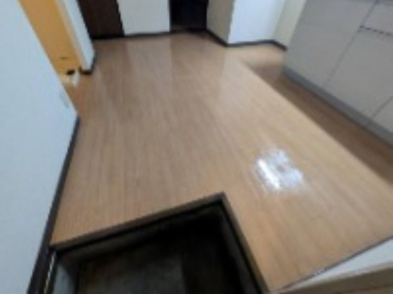 モンテベルテくぬぎ山A棟の玄関