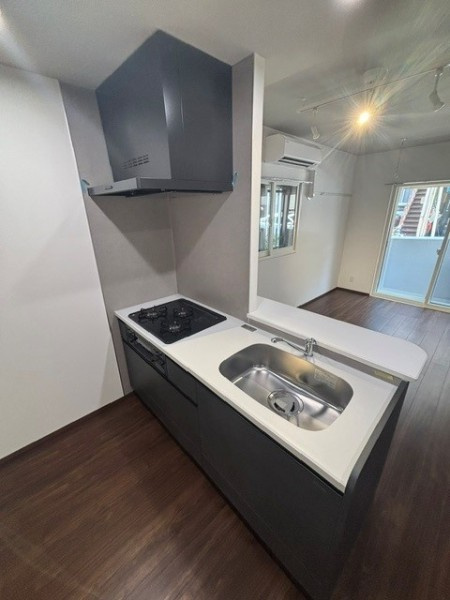 Ｔｈｅ　Ｓｈｉｎａｇａｗａ　Ｅａｓｔ　Ｒｅｓｉｄｅｎｃｅのキッチン|きれいなキッチンです