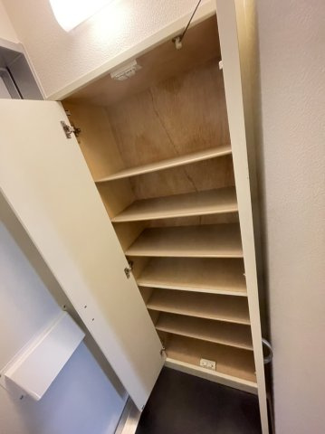 レオパレス昇弘のその他
