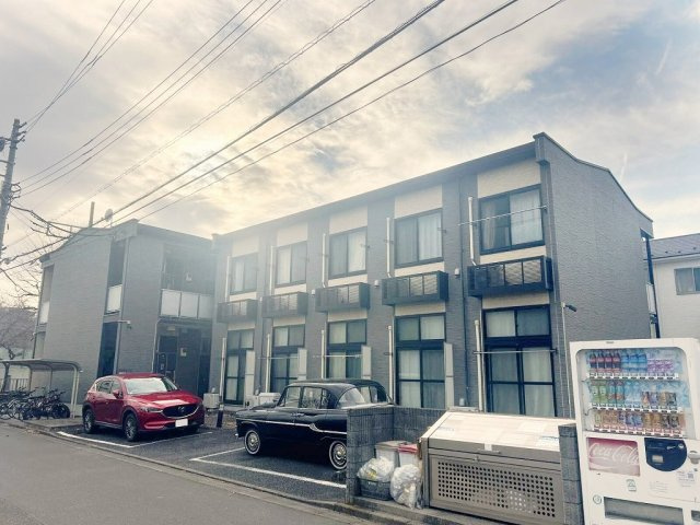 レオパレスＯＳＡＷＡの外観|おしゃれな外観です