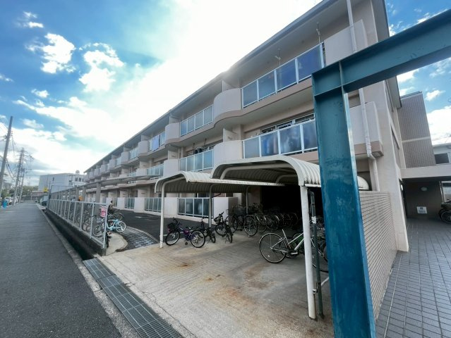 ベルメゾン茨木の外観