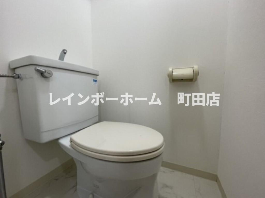 ロワール成瀬※初期費用分割あと払いサービス利用可能物件のトイレ