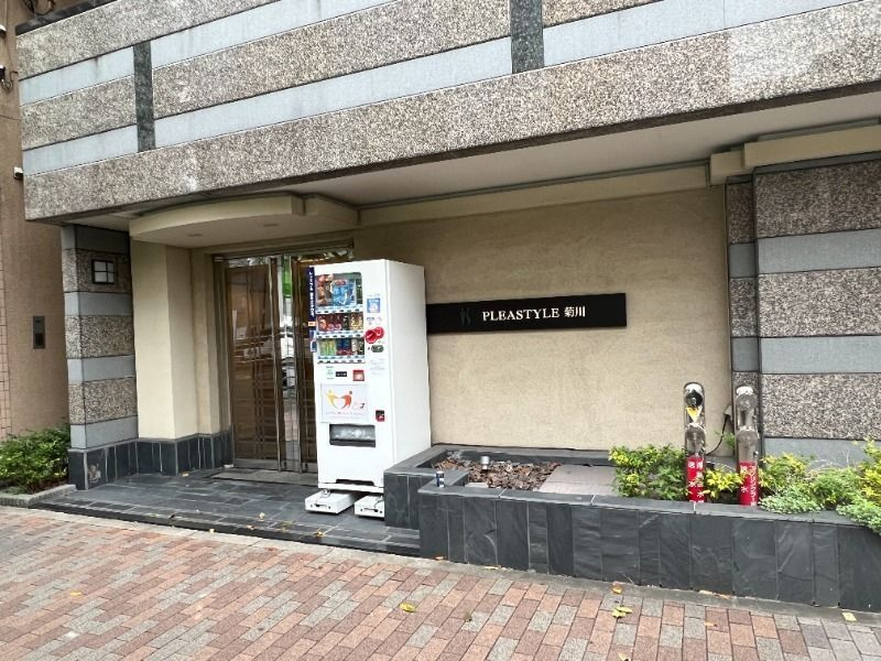 プレスタイル菊川のエントランス