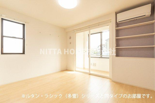 豊岡市塩津町のアパートの内装|【完成イメージ】１１．６帖の広めの洋室になります★