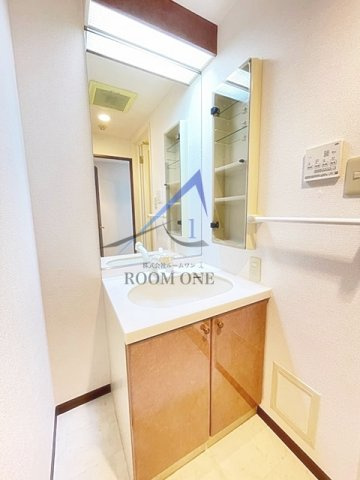 ライオンズマンション後楽園 の洗面所|洗面台です。