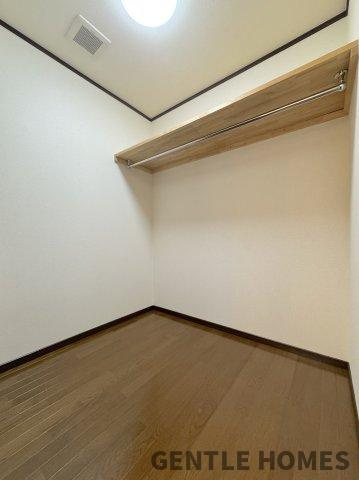 片縄西1丁目戸建の収納