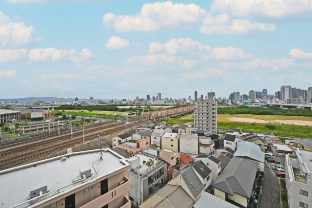 グランコート西中島の展望|高層階ならではの魅力として、10階からの眺望の良さが際立ちます。