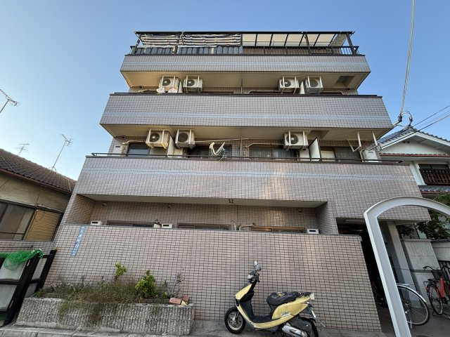 コーポラスフォーシーズンの外観