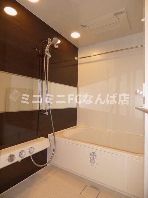 エスレジデンス淀屋橋の浴室