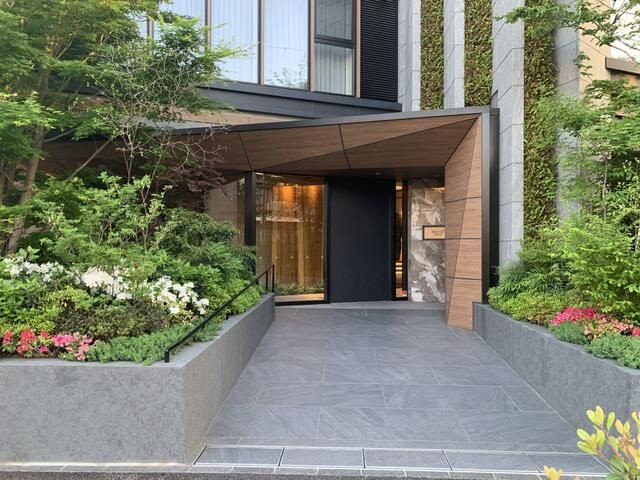 ブランズ自由が丘のエントランス