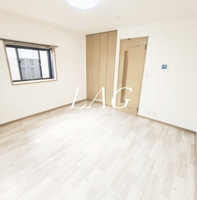 【居間・リビング】 | プランドール栗 | 洋室のお部屋です。