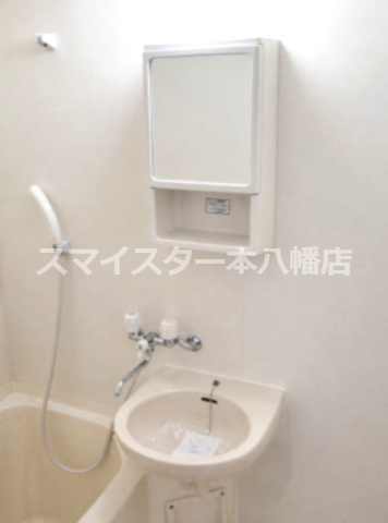 船橋市本町２丁目の賃貸マンションの洗面所