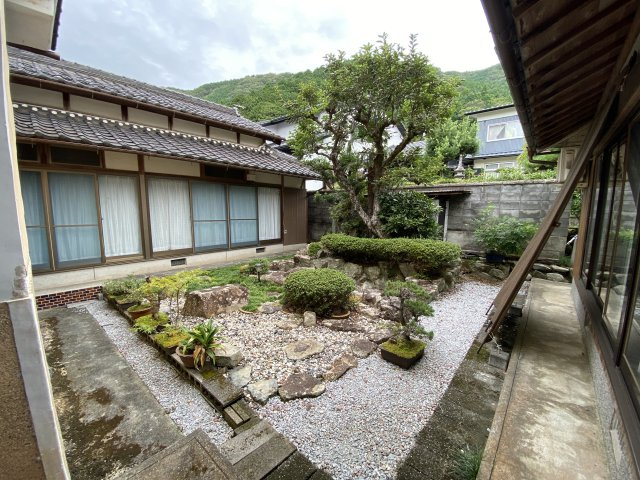 丹波市青垣町田井縄の中古一戸建の和室|離れ6帖