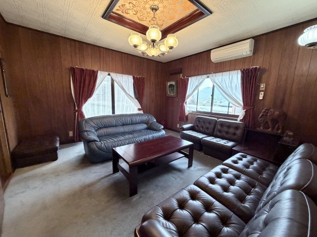 丹波市青垣町田井縄の中古一戸建の洋室|8帖