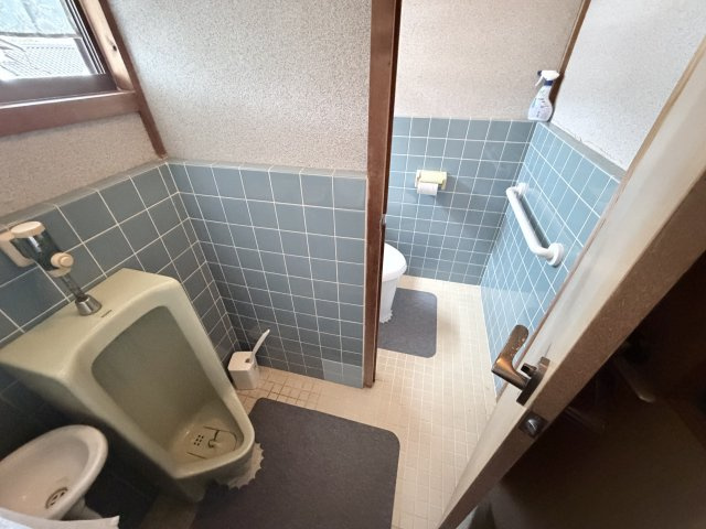 丹波市青垣町田井縄の中古一戸建のトイレ