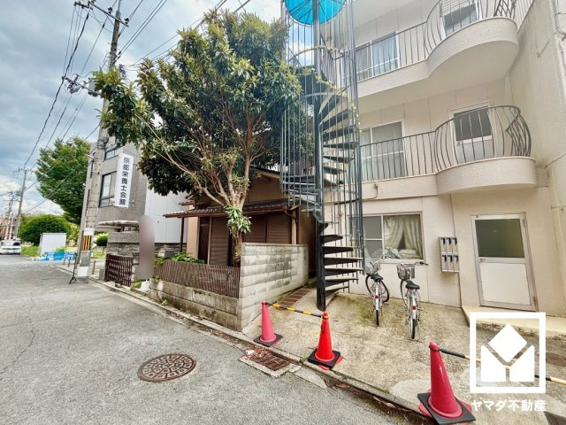 伏見区深草西浦町１丁目の外観