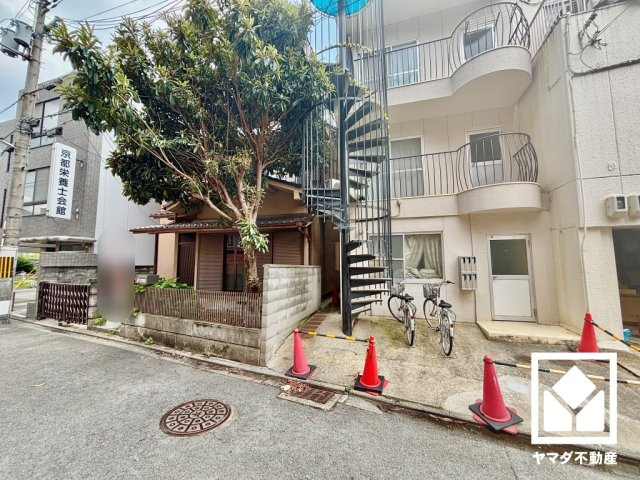 伏見区深草西浦町１丁目の外観