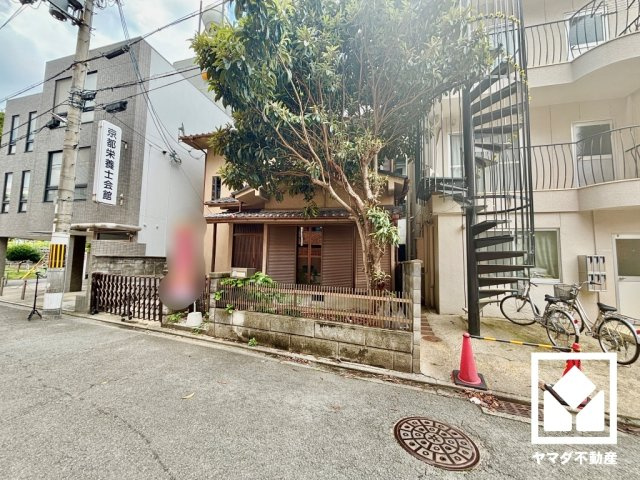 伏見区深草西浦町１丁目の外観
