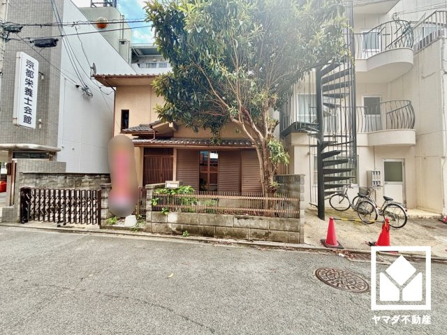 伏見区深草西浦町１丁目の外観