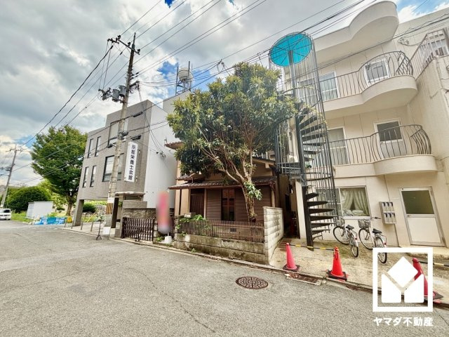 伏見区深草西浦町１丁目の外観